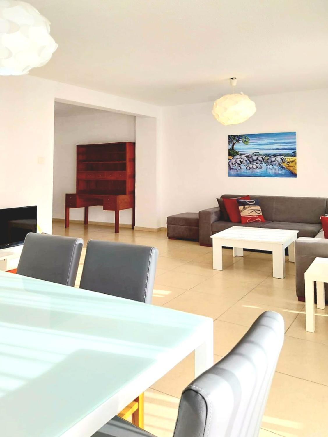 Sun Tower 101 Apartamento Limassol Exterior foto